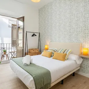 Apartamentos Luna Suites Palacio Dorita Apartment